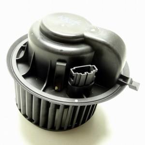 AUDI 7H0 819 021 A - Electromotor, ventilatie interioara aaoparts.ro