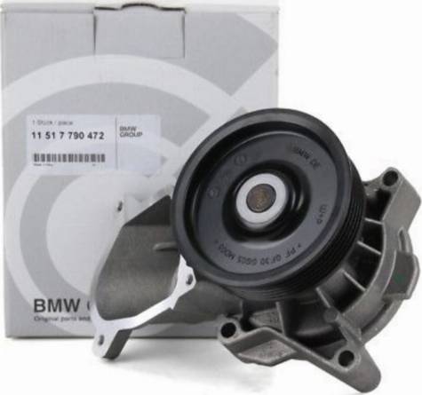 BMW 11 51 7 790 472 - Pompa apa aaoparts.ro