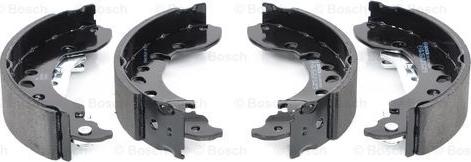 BOSCH 0 986 487 921 - Set saboti frana aaoparts.ro