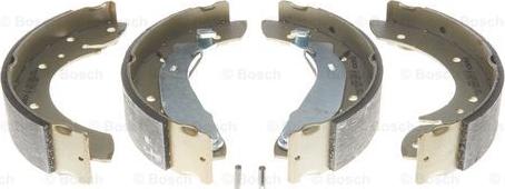 BOSCH 0 986 487 552 - Set saboti frana aaoparts.ro