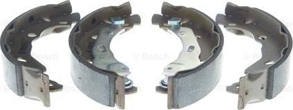 BOSCH 0 986 487 819 - Set saboti frana aaoparts.ro