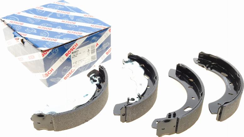 BOSCH 0 986 487 796 - Set saboti frana aaoparts.ro