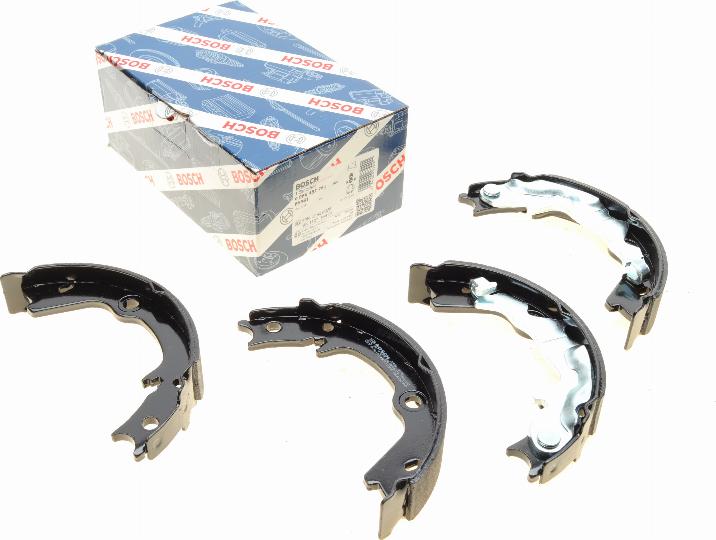 BOSCH 0 986 487 761 - Set saboti frana, frana de mana aaoparts.ro