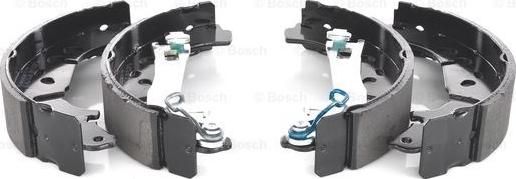 BOSCH 0 986 487 703 - Set saboti frana aaoparts.ro