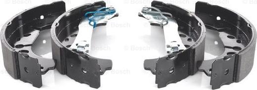 BOSCH 0 986 487 703 - Set saboti frana aaoparts.ro