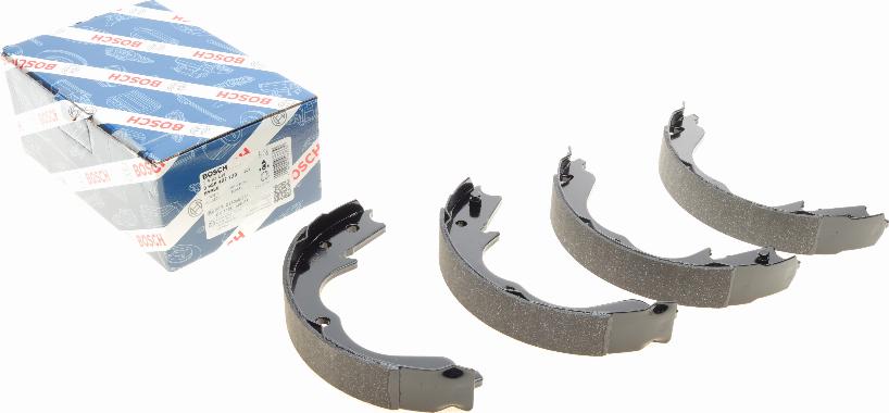 BOSCH 0 986 487 739 - Set saboti frana, frana de mana aaoparts.ro