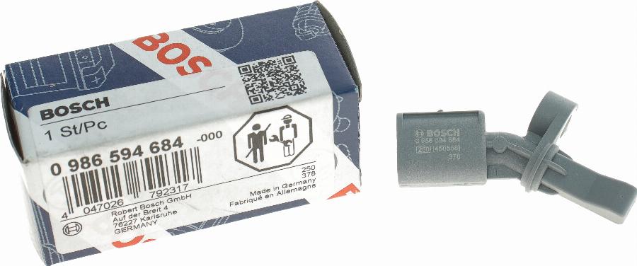 BOSCH 0 986 594 684 - Senzor,turatie roata aaoparts.ro