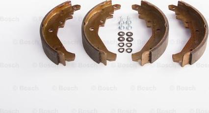 BOSCH 0 986 BB3 516 - Set saboti frana aaoparts.ro