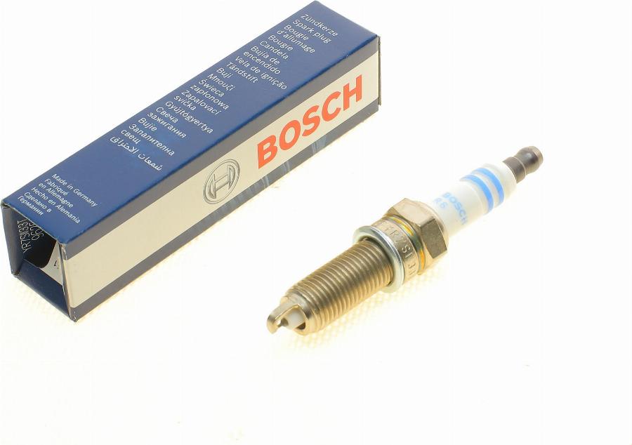 BOSCH 0 242 135 556 - Bujii aaoparts.ro