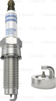 BOSCH 0 242 135 556 - Bujii aaoparts.ro