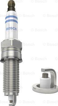 BOSCH 0 242 135 528 - Bujii aaoparts.ro