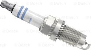 BOSCH 0 242 240 665 - Bujii aaoparts.ro