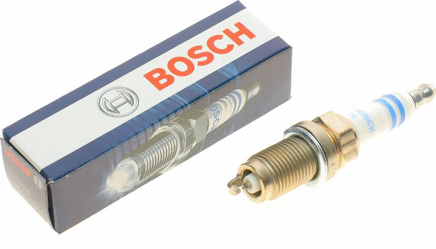 BOSCH 0 242 240 675 - Bujii aaoparts.ro