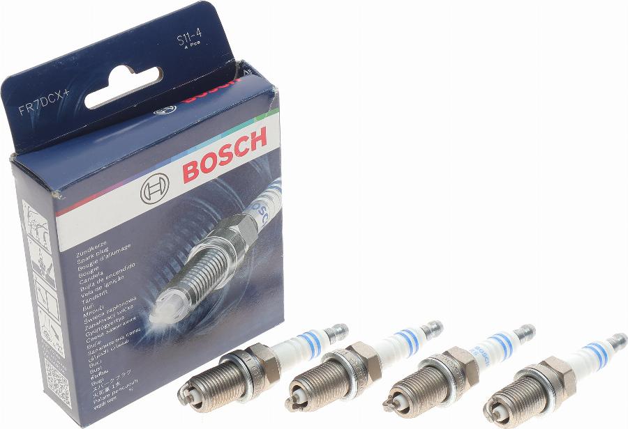 BOSCH 0 242 235 913 - Bujii aaoparts.ro