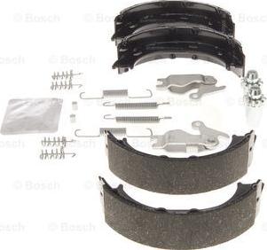 BOSCH 0 204 113 807 - Set saboti frana, frana de mana aaoparts.ro