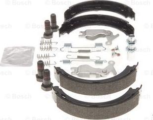 BOSCH 0 204 113 813 - Set saboti frana, frana de mana aaoparts.ro