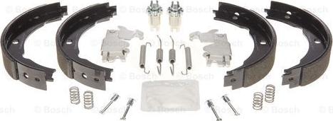 BOSCH 0 204 113 825 - Set saboti frana, frana de mana aaoparts.ro