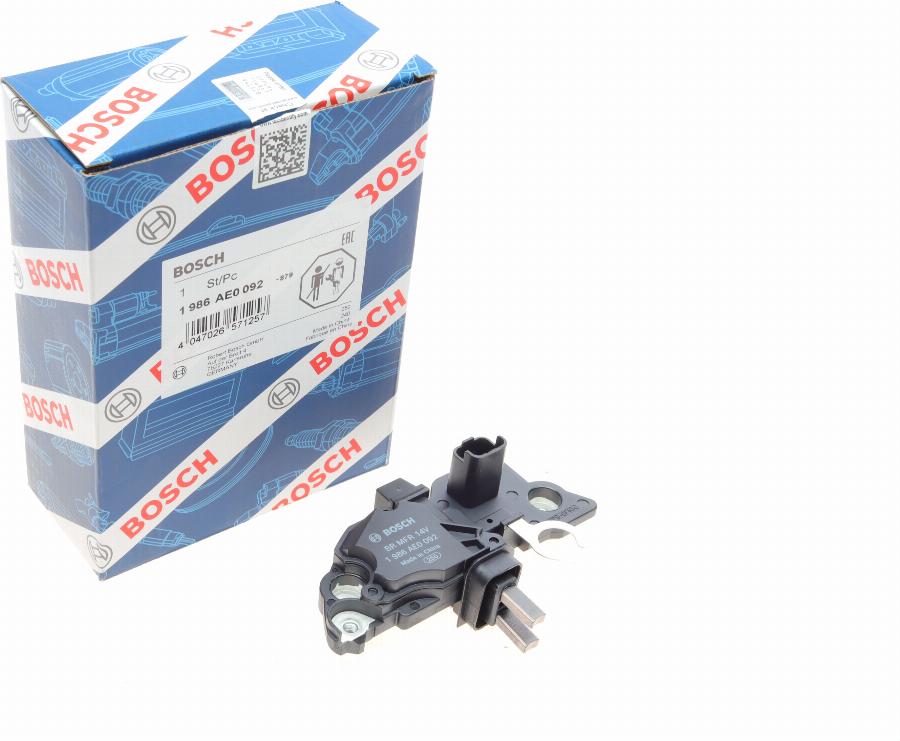 BOSCH 1 986 AE0 092 - Regulator, alternator aaoparts.ro