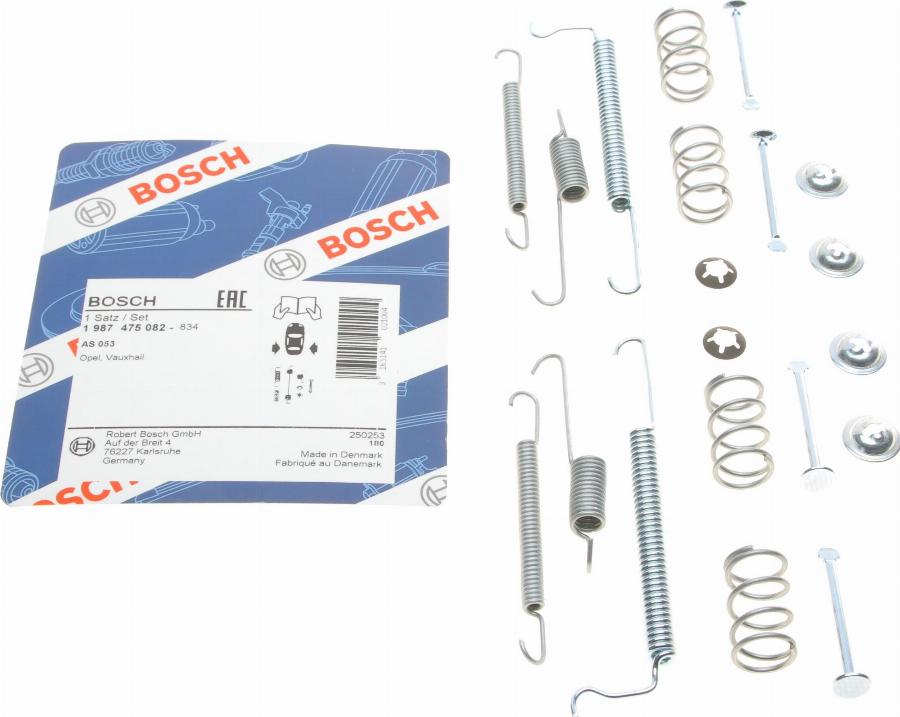 BOSCH 1 987 475 082 - Set accesorii, sabot de frana aaoparts.ro