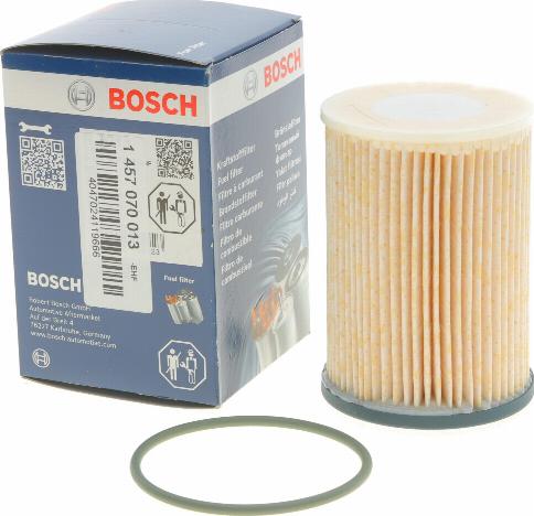 BOSCH 1 457 070 013 - Filtru combustibil aaoparts.ro