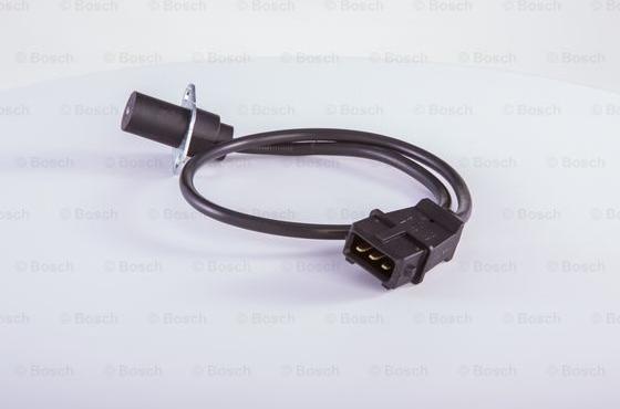 BOSCH F 000 99R 010 - Senzor impulsuri, arbore cotit aaoparts.ro