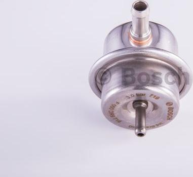 BOSCH F 000 DR9 716 - Supapa control, presiune combustibil aaoparts.ro