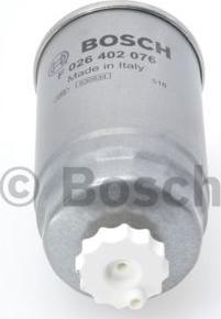 BOSCH F 026 402 076 - Filtru combustibil aaoparts.ro