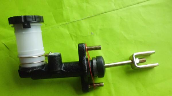 Calipere+ NAIBA 8-94434-710-2 - Pompa centrala, ambreiaj aaoparts.ro