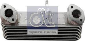 DT Spare Parts 4.61571 - Radiator ulei, ulei motor aaoparts.ro