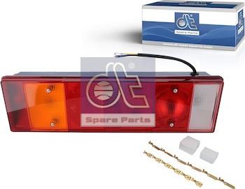 DT Spare Parts 1.21247 - Lampa spate aaoparts.ro