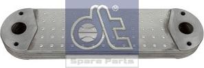 DT Spare Parts 2.11086 - Radiator ulei, ulei motor aaoparts.ro