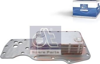 DT Spare Parts 7.59300 - Radiator ulei, ulei motor aaoparts.ro