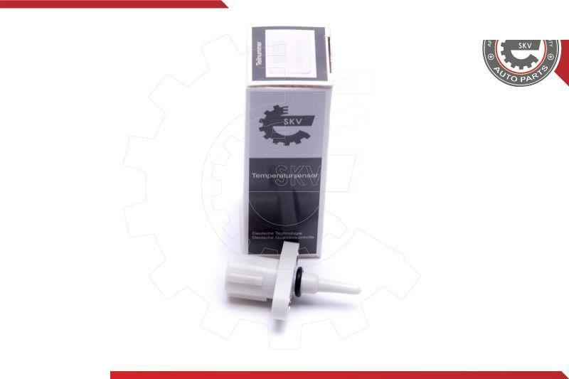 Esen SKV 17SKV676 - Senzor,temperatura aer admisie aaoparts.ro