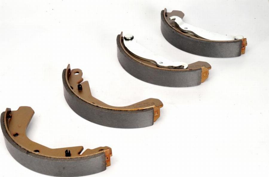 LPR 04660 - Set saboti frana aaoparts.ro