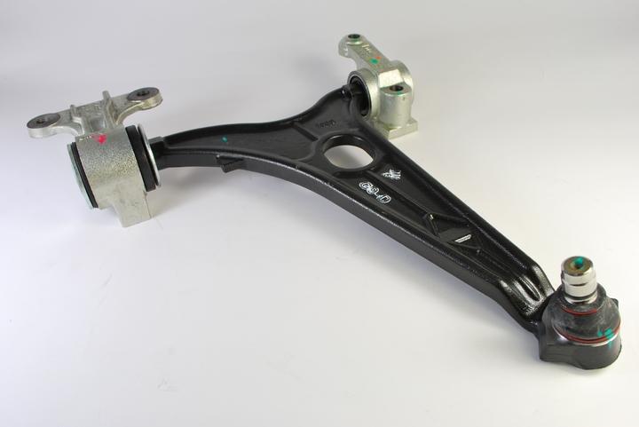 Magneti Marelli 301181307300 - Brat, suspensie roata aaoparts.ro