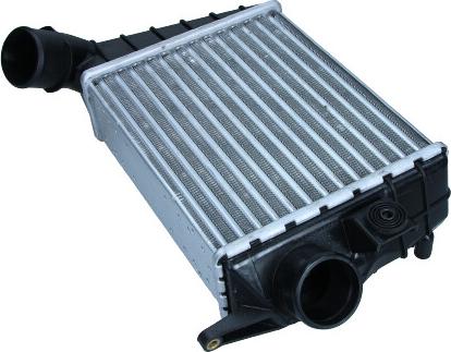 Maxgear AC630082 - Intercooler, compresor aaoparts.ro