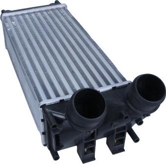 Maxgear AC630076 - Intercooler, compresor aaoparts.ro