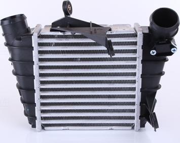 Nissens 96770 - Intercooler, compresor aaoparts.ro