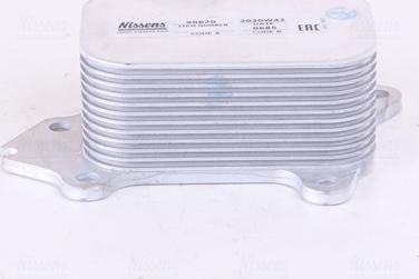 Nissens 90670 - Radiator ulei, ulei motor aaoparts.ro