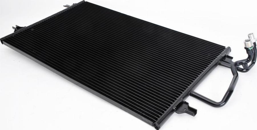 NRF 35226 - Condensator, climatizare aaoparts.ro