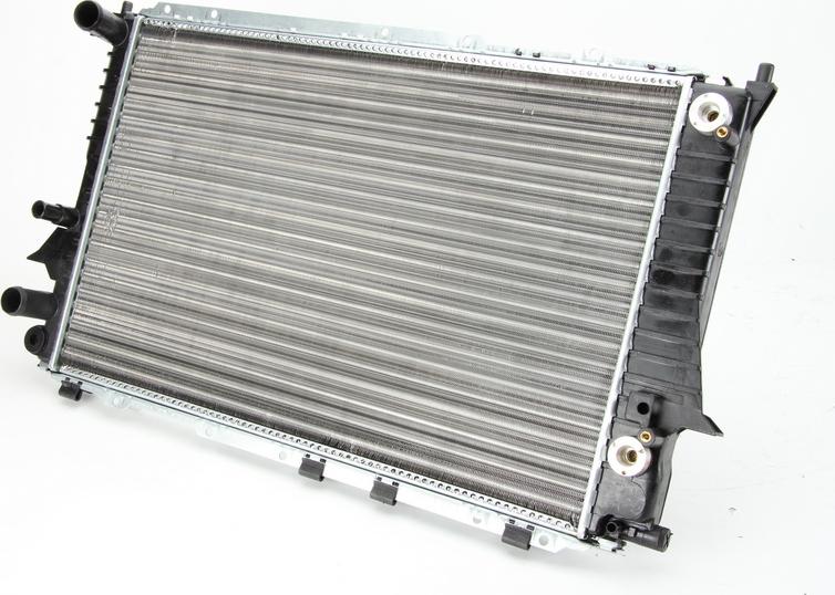 Thermotec D7A016TT - Radiator, racire motor aaoparts.ro