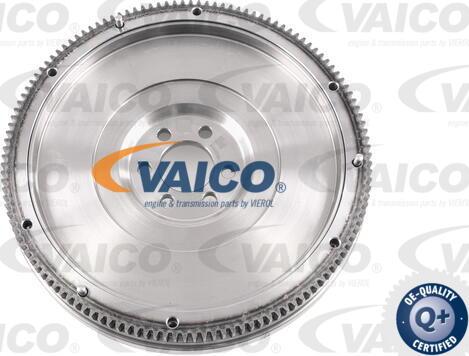 VAICO V10-6532 - Volanta aaoparts.ro