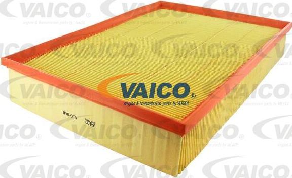 VAICO V10-0441 - Filtru aer aaoparts.ro