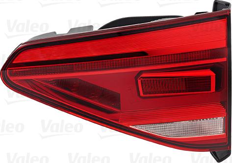 VALEO 047048 - Lampa spate aaoparts.ro