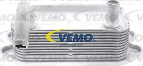 Vemo V95-60-0008 - Radiator ulei, ulei motor aaoparts.ro