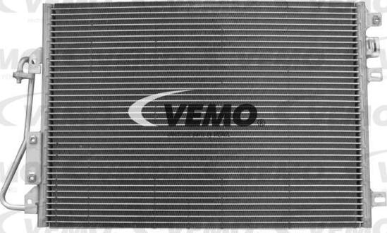 Vemo V46-62-0001 - Condensator, climatizare aaoparts.ro