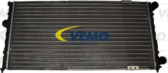 Vemo V15-60-5058 - Radiator, racire motor aaoparts.ro