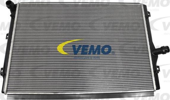 Vemo V15-60-5057 - Radiator, racire motor aaoparts.ro
