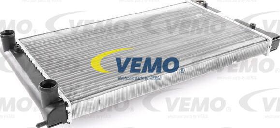 Vemo V15-60-5015 - Radiator, racire motor aaoparts.ro