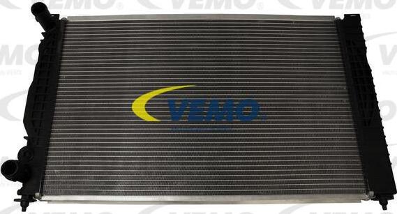 Vemo V10-60-0001 - Radiator, racire motor aaoparts.ro